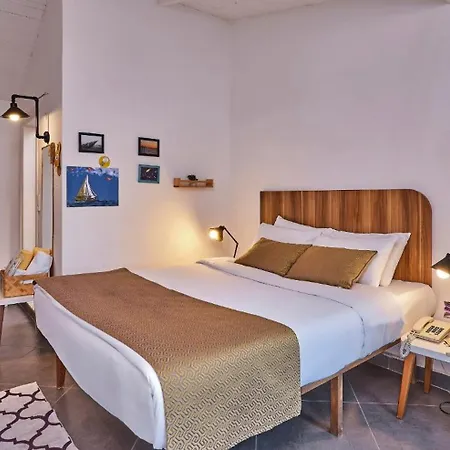 Maya Bistro & Hotel 4*