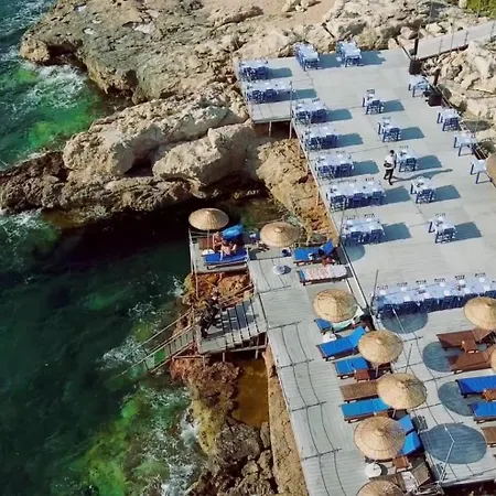 מלון Maya Bistro & Siğacık