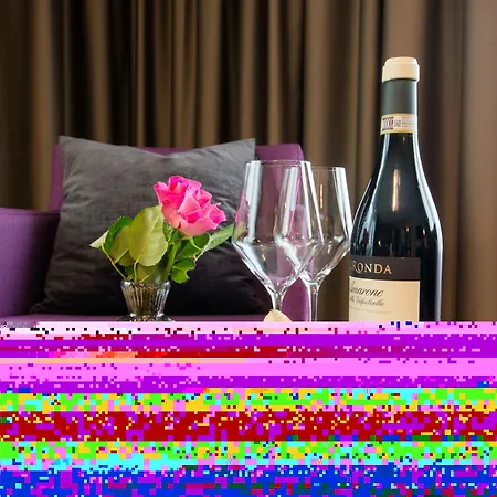 Hotel Maya Bistro & 4*