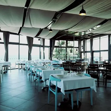 Maya Bistro & 4* Sigacik