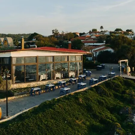 Maya Bistro & Sigacik